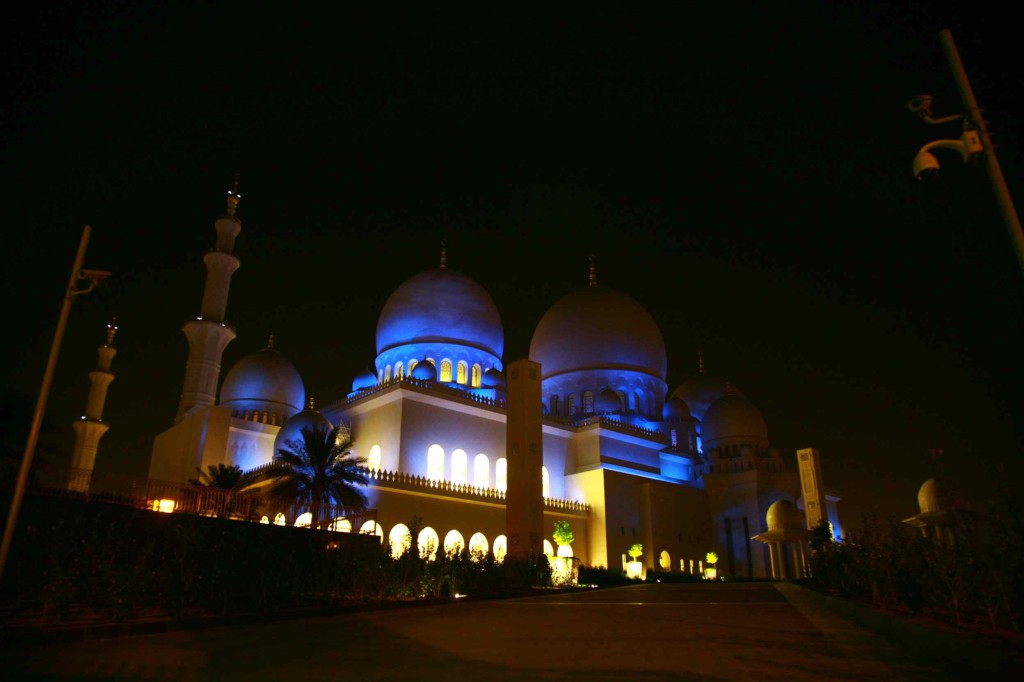 世界で１番建築費用がかかってるシェイク・ザーイド・モスク