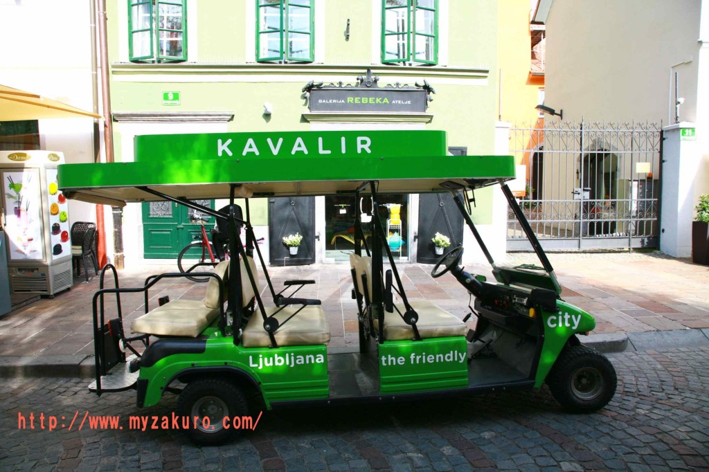 リブリャナはフレンドリー都市って！これただで乗れるみたい。結局乗ってない。