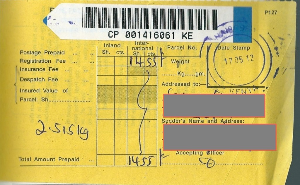 ケニア、ナイロビの郵便局から日本へ船便で荷物を送った。２．５キロで１４５５シリング